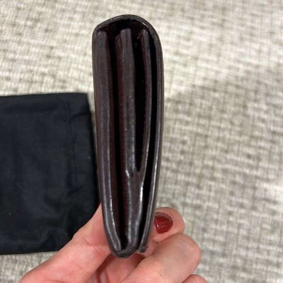 Saint Laurent Maroon wallet with gold hardware - Picture 11 of 13